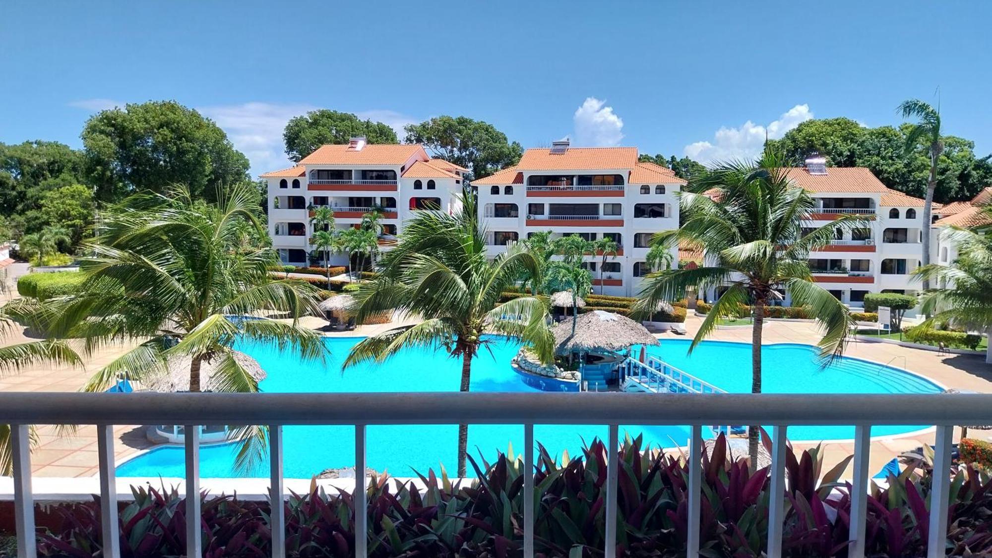 The Biggest Swimming Pool In Sosua, Frente A La Piscina Mas Grande En Sosua Apartment Екстериор снимка